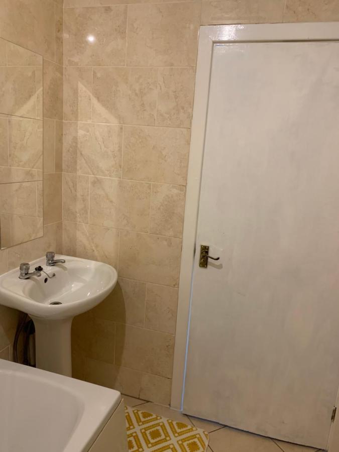 New 2 Bedroom In Greater Manchester Ashton-under-Lyne