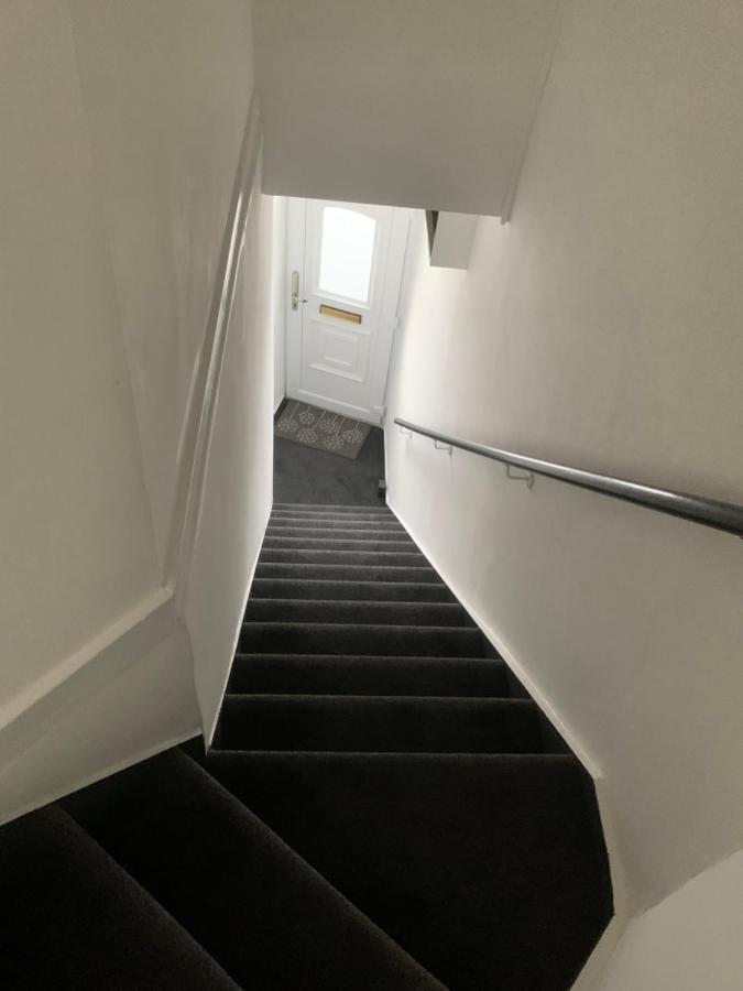 New 2 Bedroom In Greater Manchester Apartment